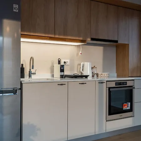 Mohost Urban 2 - Exquisite Mountain View Retreat Apartamento