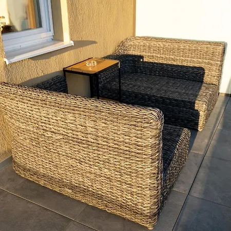 Mohost Urban 2 - Modern Retreat By The Mountains Appartamento Braşov