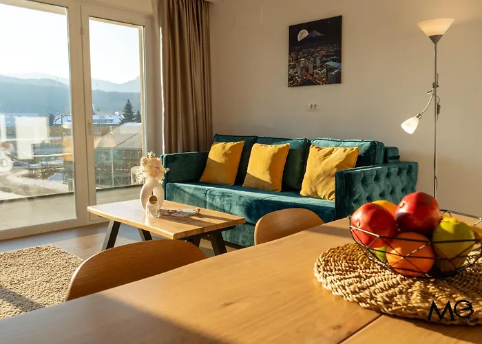 Mohost Urban 2 - Modern Retreat By The Mountains *