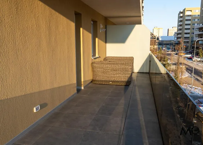 Mohost Urban 2 - Modern Retreat By The Mountains