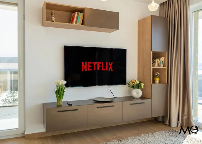 Apartment Mohost Urban 2 - Modern Retreat By The Mountains