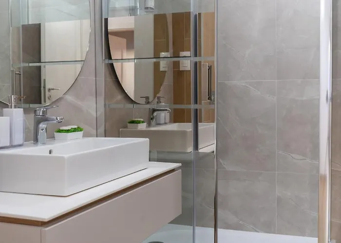 Mohost Urban 2 - Modern Retreat By The Mountains