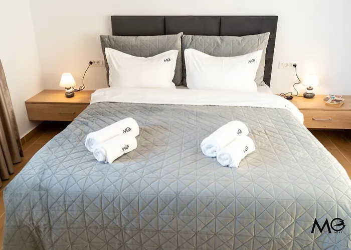 Apartment Mohost Urban 2 - Modern Retreat By The Mountains *