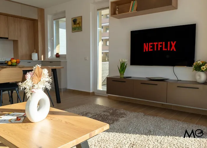 Apartment Mohost Urban 2 - Modern Retreat By The Mountains